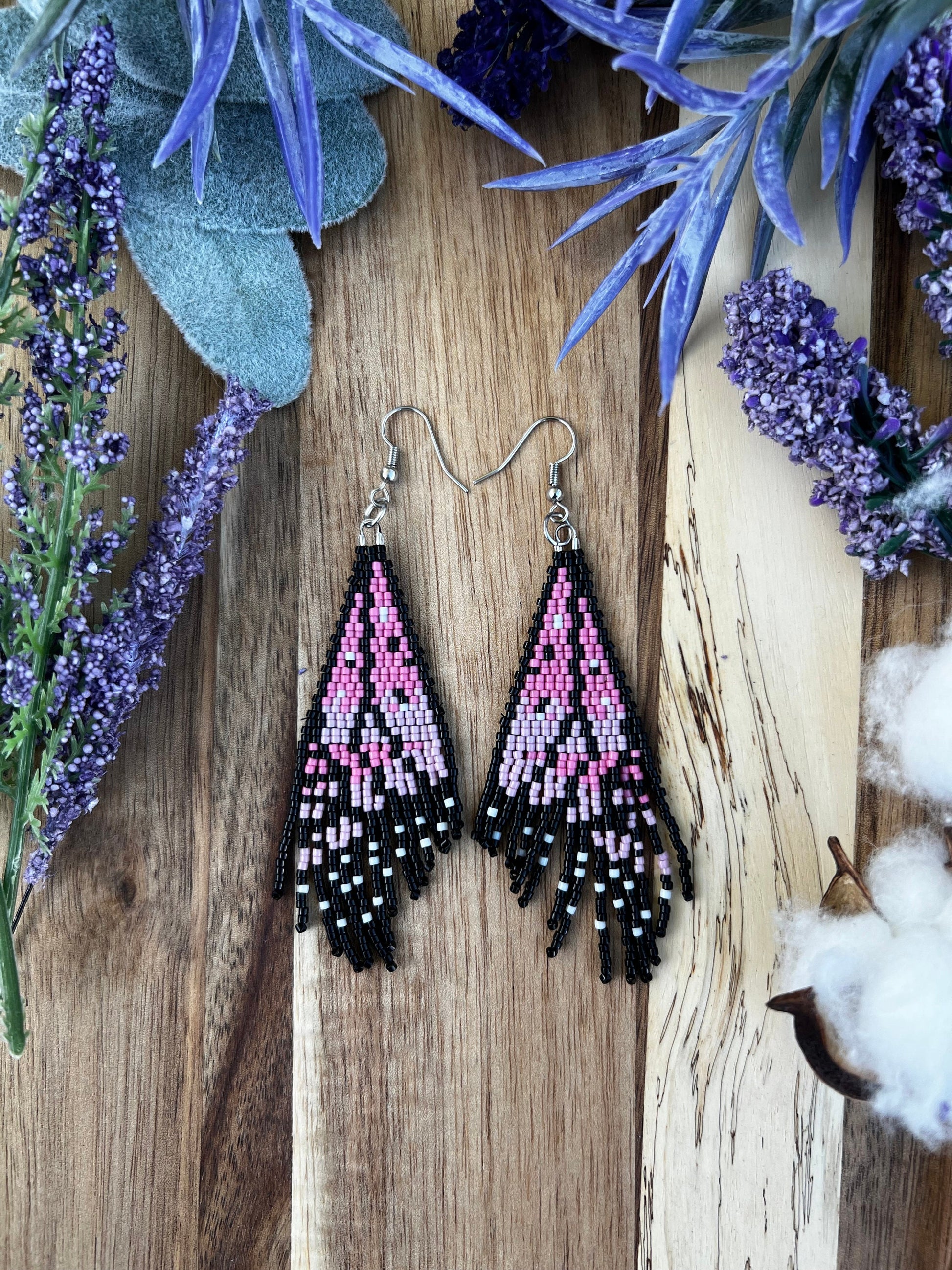 Pink ombré Monarch butterfly wing seed bead brickstitch dangle drop earrings